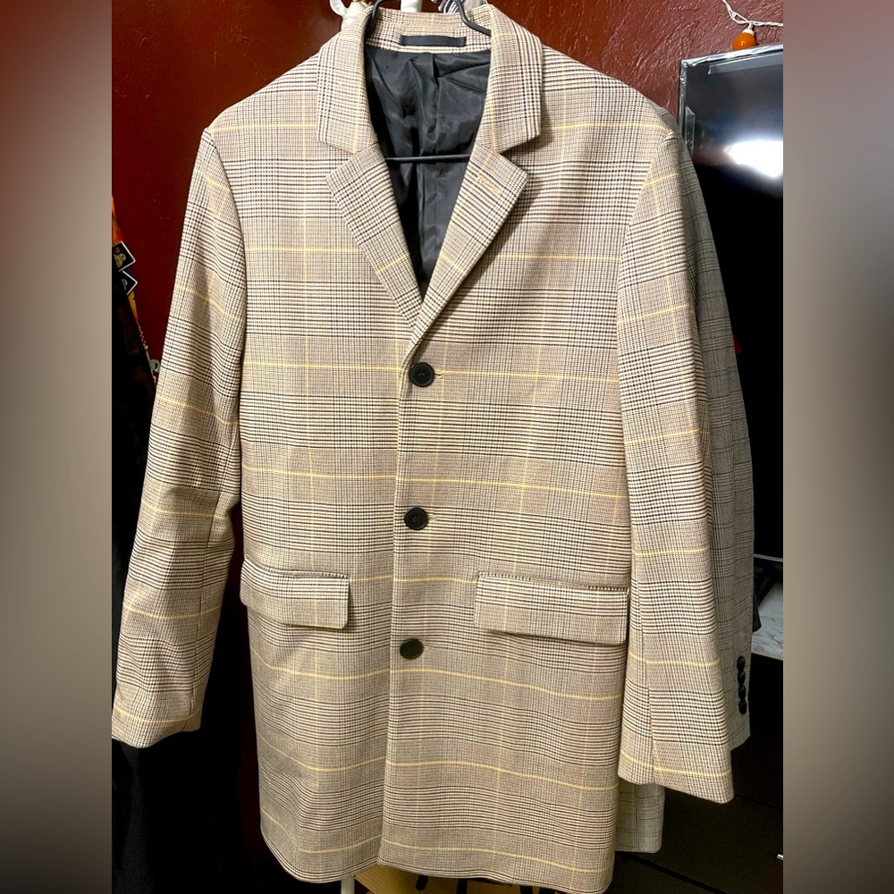 H&M Mens coat like new!